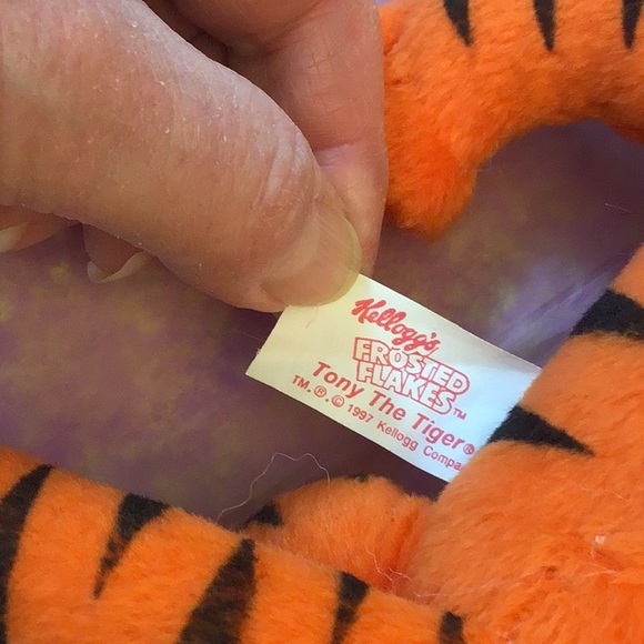 Kellogg Tony The Tiger plush jointed moveable 10” , vintage 1997 - Picture 4 of 6